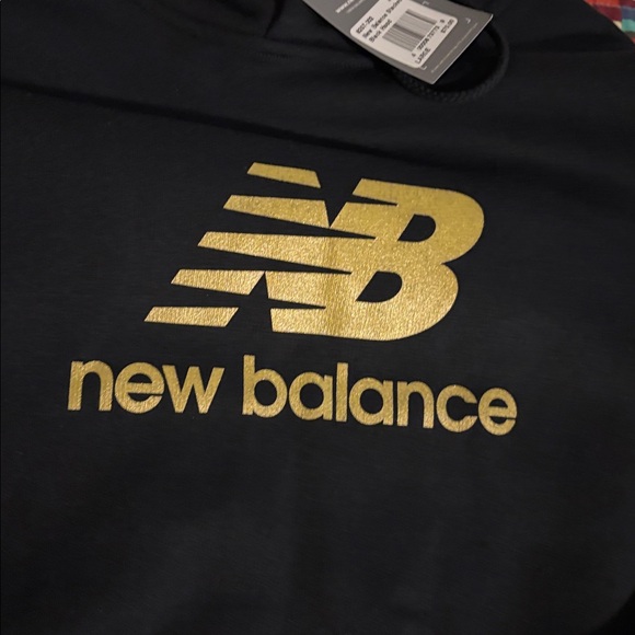 Sale New Balance Men's Black Sweater with Gold Logo large fast shipping - Picture 3 of 11